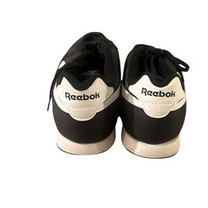 Reebok Classic Sneakers – Men’s Size 10